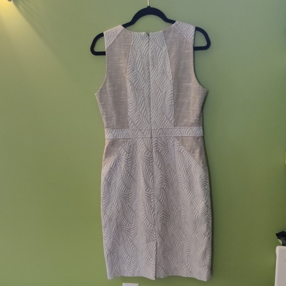 Beige And Cream Patterned Business Dress - Picture 2 of 3